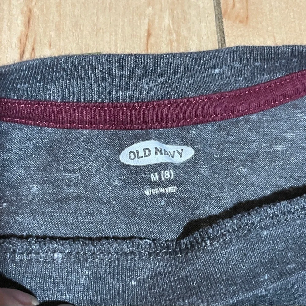 Old Navy, short sleeve‎ & long sleeve tees , boy’s size 8 Medium, black, gray